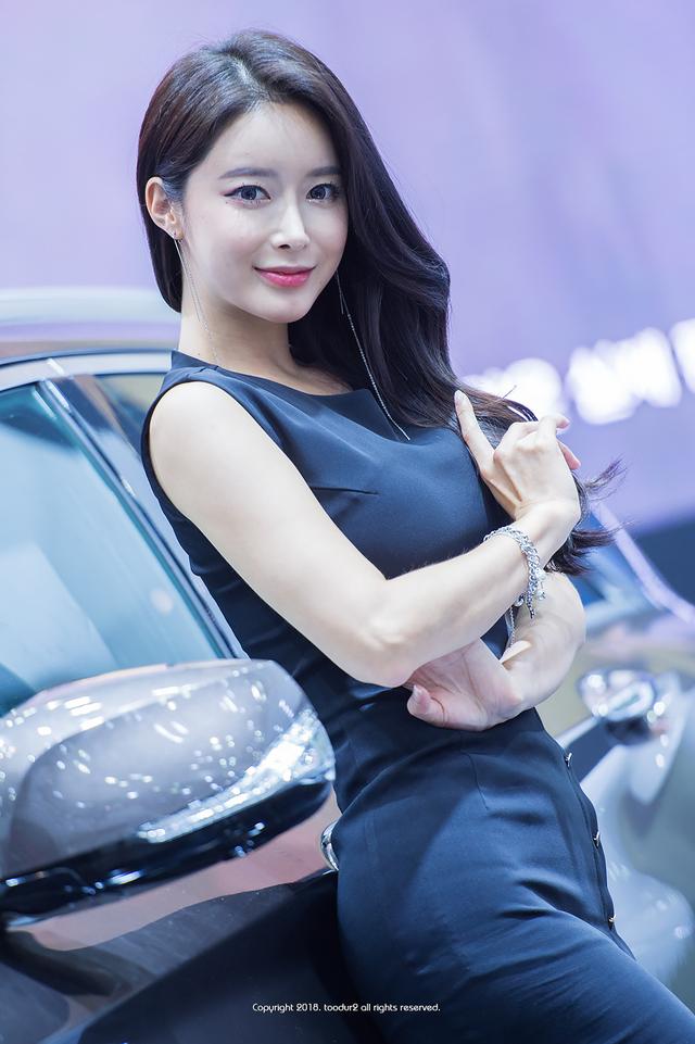 韓國車展美女車模高清圖片 清純亮麗可愛