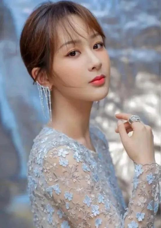 北京美女明星:顏值與才華共璀璨