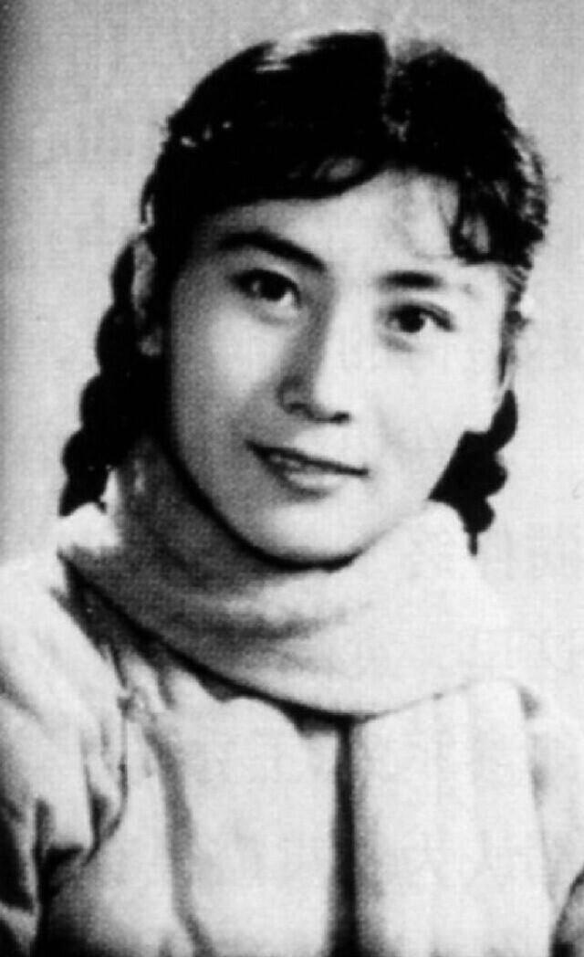 細(xì)數(shù)原八一廠(chǎng)美女明星 田華王曉棠宋春麗趙娜黃梅瑩洪學(xué)敏韓月喬