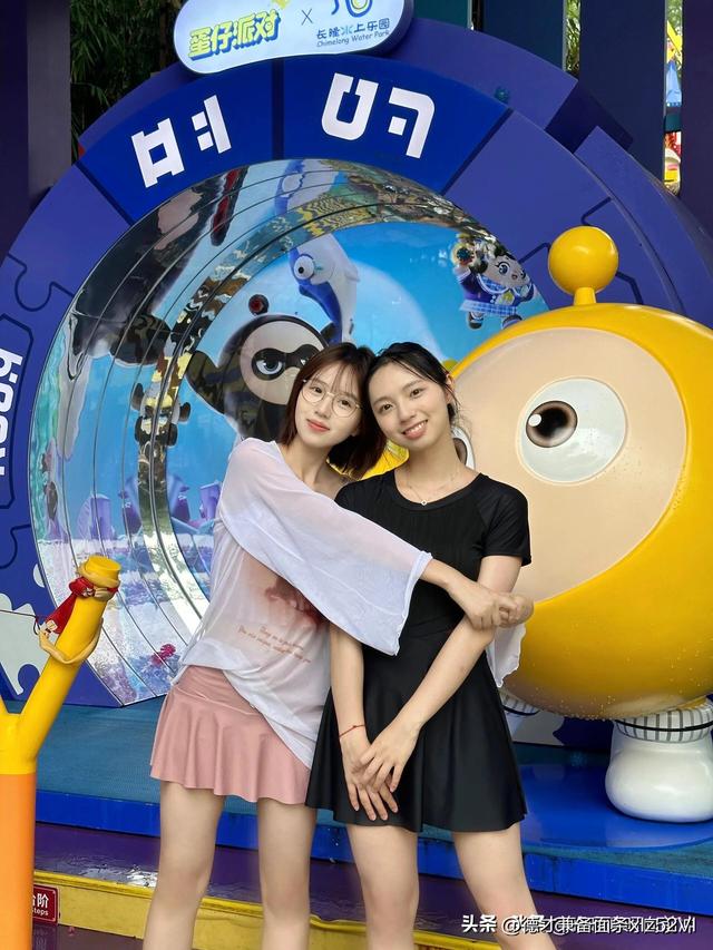 揚州大學?；佒的嫣?，甜美氣質(zhì)秒殺眾人，初戀感讓人沉醉