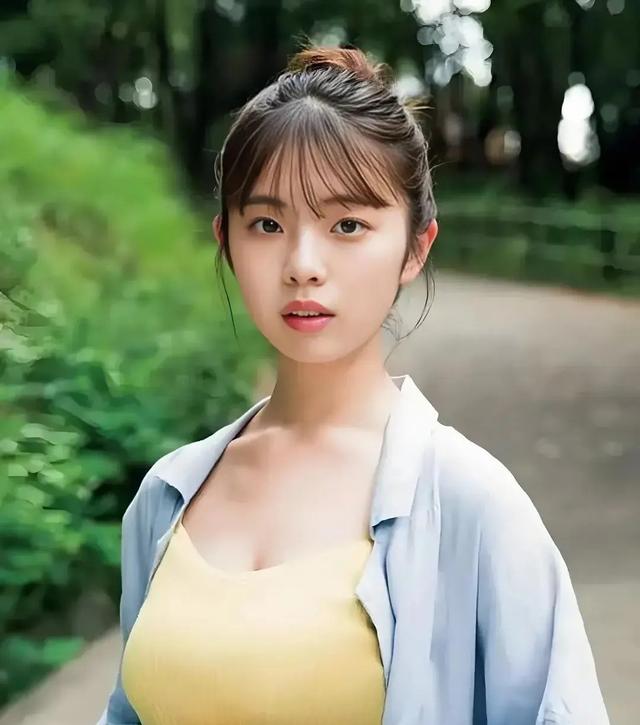 日本新星閃耀！20歲美少女菊地姫奈，身材顏值雙在線