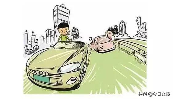 兩妙齡女子寶馬車頂劃拳視頻火了！不是“好嗨喲”是“超危險”！