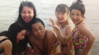 “土妹”陳婷：18歲跟了張藝謀，無(wú)名無(wú)分伺候11年，現(xiàn)終于成贏家