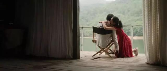 女主為藝術(shù)全裸出鏡，性感至極