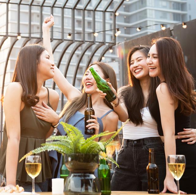 故事：一份恩情，讓我愛上鄰居姐姐，結(jié)局與她成為情侶
