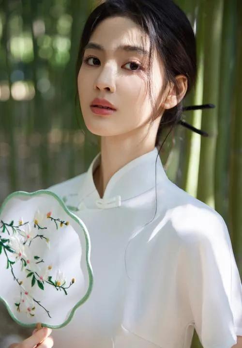 實地探訪！成都私人影院美女陪看可親嘴摸胸可過夜，都是00后！