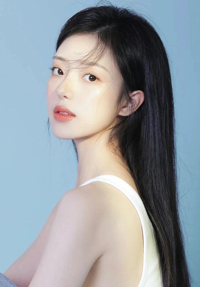 美女寫真；純凈，清新淡雅