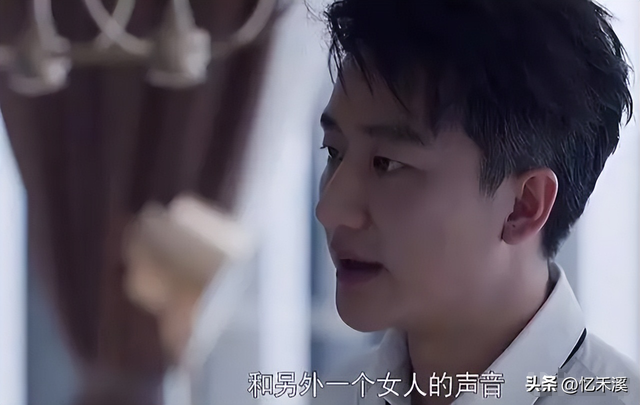 牛角胸罩，誘惑式舔刀尖，這些顛覆三觀的鏡頭，看完讓人一言難盡