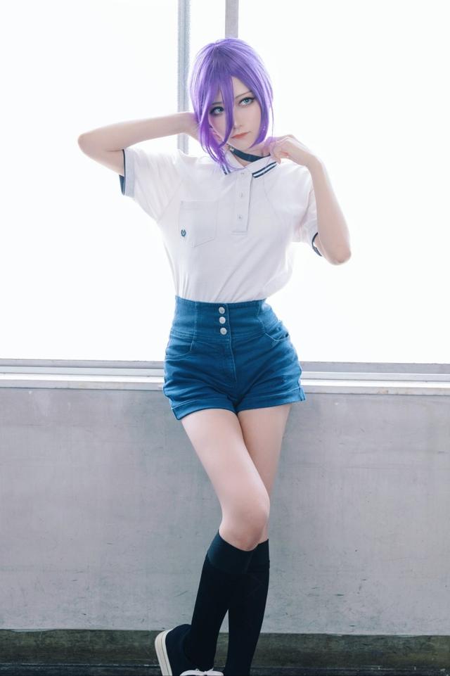 日本美女Cos《電鋸人》蕾塞 性感黑絲驚艷亮相