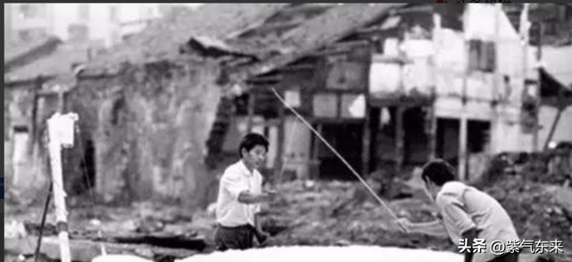 罕見(jiàn)照片：日本女人竟如此開(kāi)放大膽，女學(xué)生脫光衣服全身赤裸上課