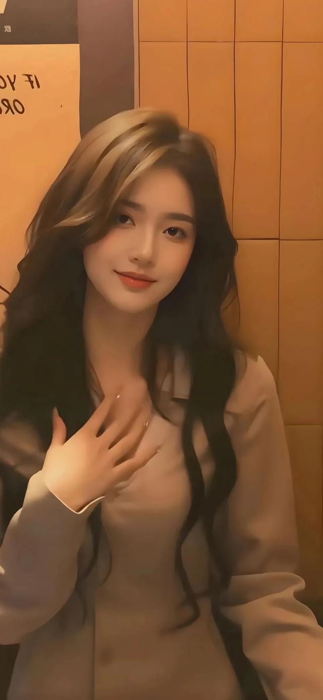 性感美女寫真，豐滿身材