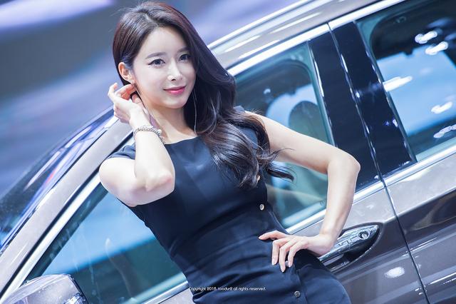 韓國車展美女車模高清圖片 清純亮麗可愛