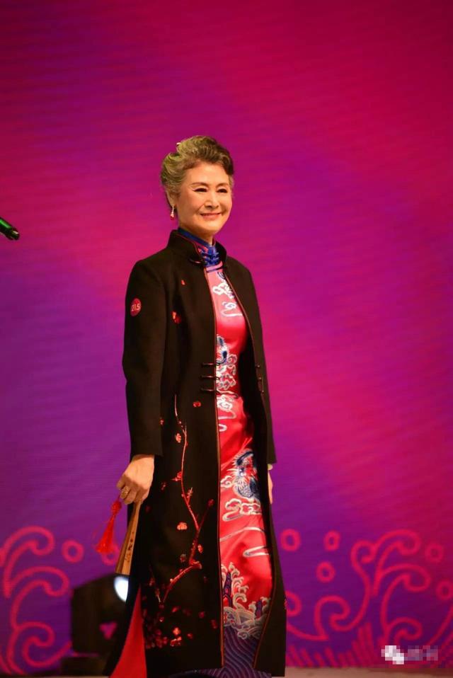 73歲，她用自己證明美麗的人生從來與年齡無關！