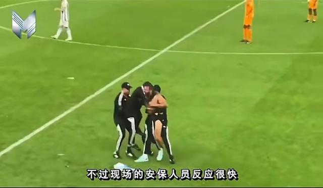辣眼睛事件！美女全裸逛街視頻曝光，網(wǎng)友熱議：真相不敢相信！
