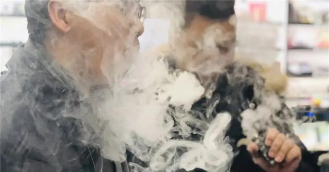 健身人吸煙，少抽就沒事？NO, 壞處遠遠超過好處（陽w、肌肉分解）