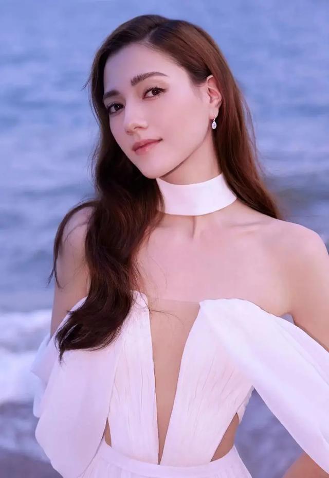 《封神》蘇妲己斷崖式衰老？混血美女娜然昔日性感妖艷