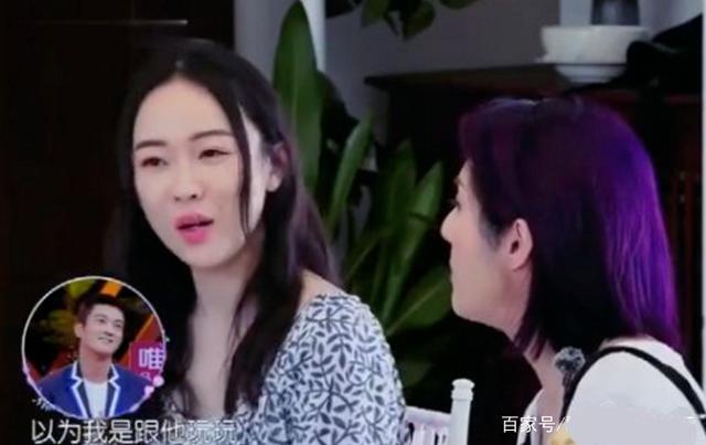 霍思燕一脫成名，現(xiàn)場揉捏杜江的翹臀，曾和黃奕大打口水戰(zhàn)