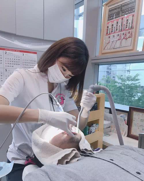 日本一漂亮牙科醫(yī)生火了