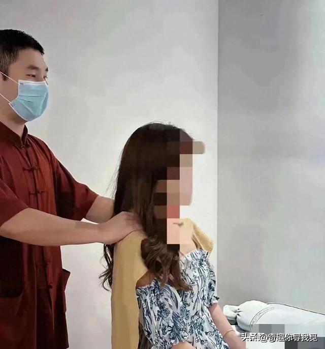 魔手伸向盲人女孩，學按摩被脫光衣服摸胸、舌舔私密處，引發(fā)眾怒