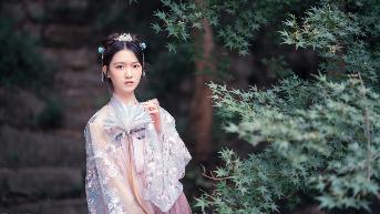 小說(shuō)：美女的冰箱成精了，用掉的食材再次出現(xiàn)，她把錢(qián)也放進(jìn)冰箱