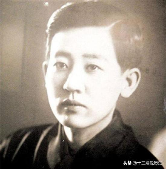 女魔頭川島芳子私房照片：根本算不上美女，17歲時被日本養(yǎng)父玷污