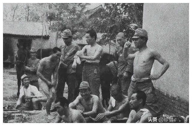 日寇鏡頭里的河南安陽，年輕女子對鬼子諂笑，日本探子穿著便衣