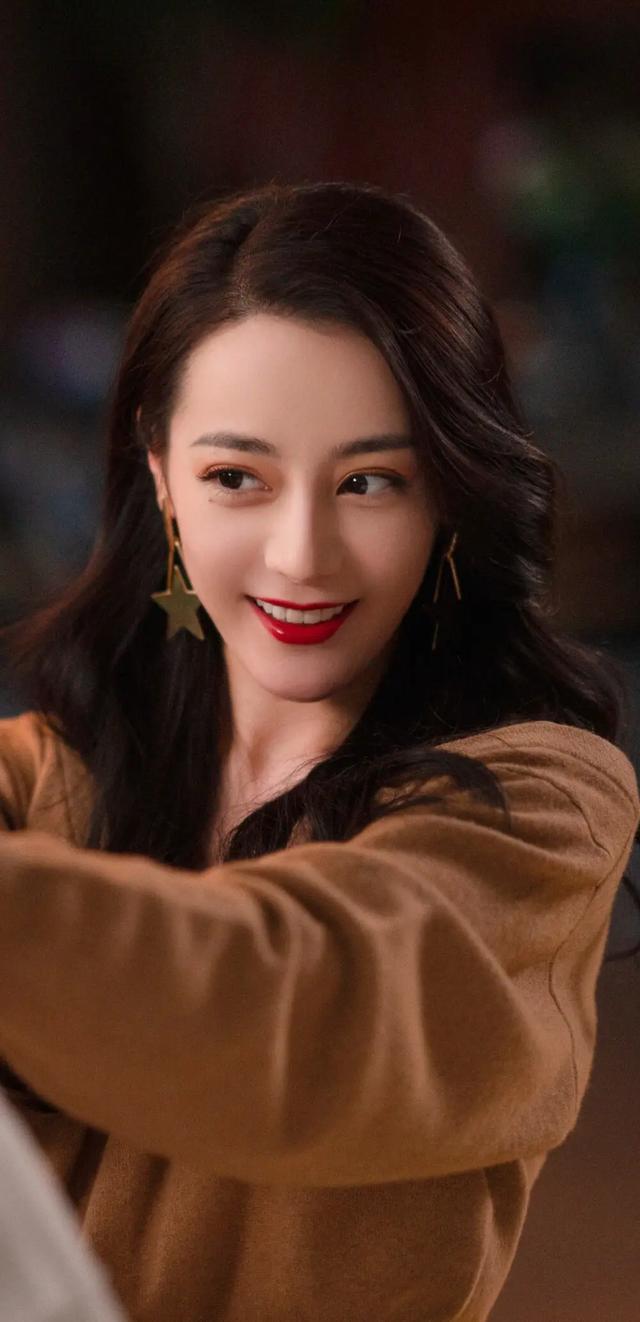 長著一張“長臉”也好看的5位女星，個個仙氣飄飄，你最喜歡誰？