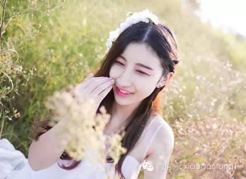 95后歐美森系風(fēng)爆棚女孩——?jiǎng)⒂瓿? onerror=