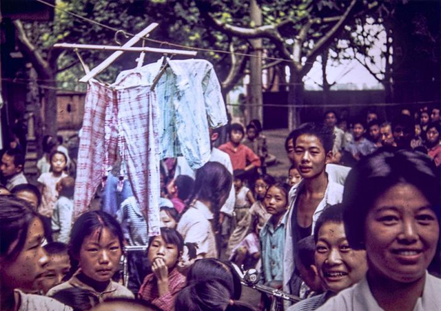日軍獸行照片：當(dāng)著父親的面玷污他女兒，臨走還殘忍割下妻子乳房