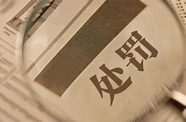 女主播為推銷隆胸產(chǎn)品，當(dāng)場在直播間脫衣服，超40萬人在線觀看