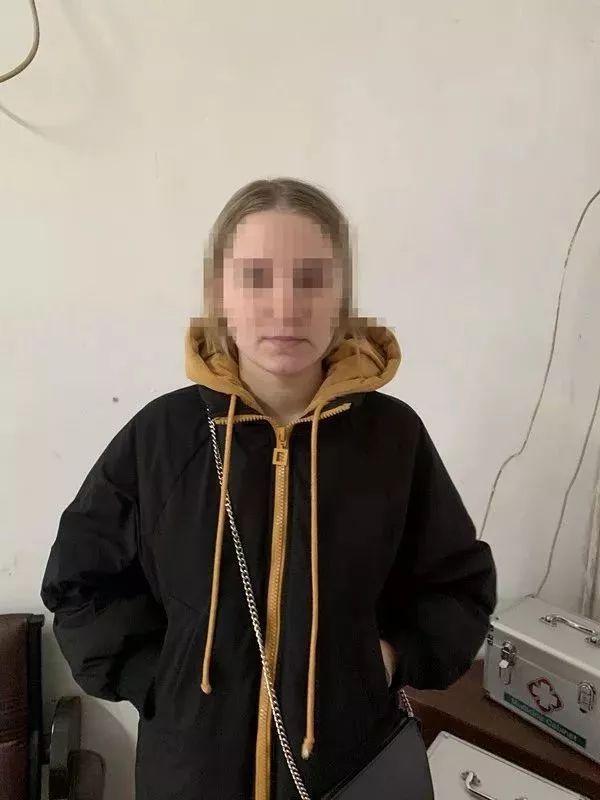 浙江一KTV被查，7名俄羅斯金發(fā)女郎被揪了出來(lái)……