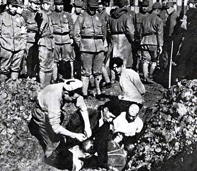 日軍日記：在徐州建立了慰安所，不聽話的女人就割掉其乳房!
