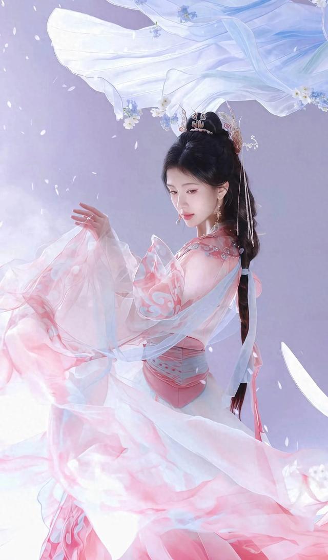 她不叫四千年，她叫鞠婧祎