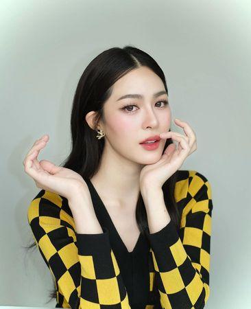 「泰國F4」Win爆戀情！南韓逛街長發(fā)女陪伴…被認出是GL劇女神