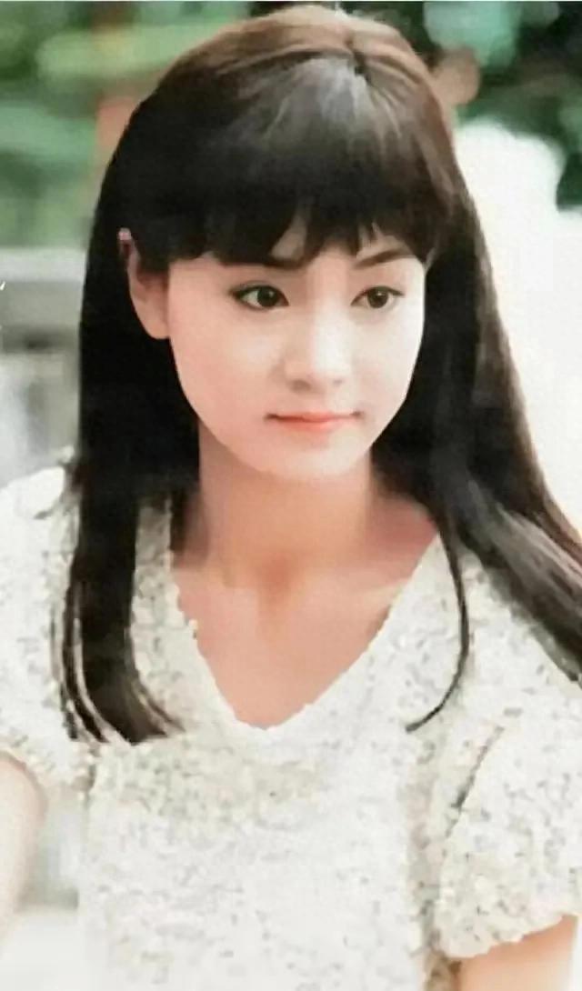 北京美女明星:顏值與才華共璀璨