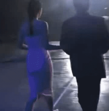 趙麗穎的副乳，楊冪的扁屁股，鞠婧祎的腿，女明星的身材也很真實
