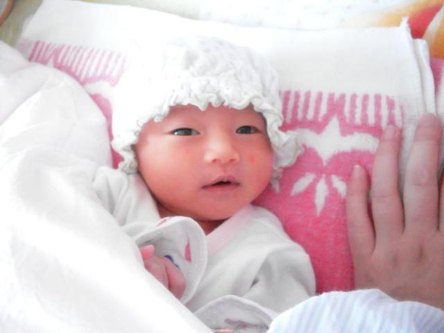 剖產(chǎn)下寶貝女女，分享一下產(chǎn)程。