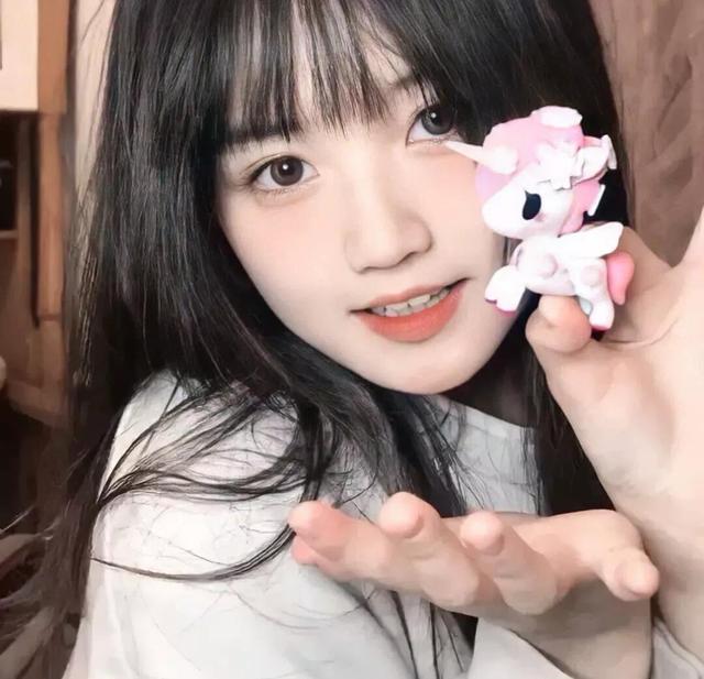 純欲美少女頭像yyds絕