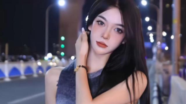 19歲機(jī)車女網(wǎng)紅去世，目擊者曝光細(xì)節(jié)，現(xiàn)場(chǎng)慘烈，喜歡穿絲襪飆車