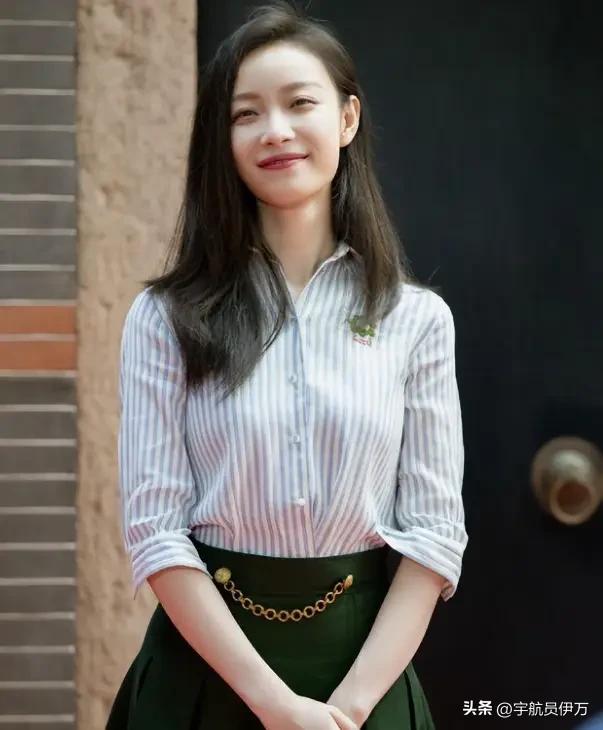 明明長得風(fēng)情萬種，卻演土掉渣的“丑女”，這5位女星誰更辣眼睛