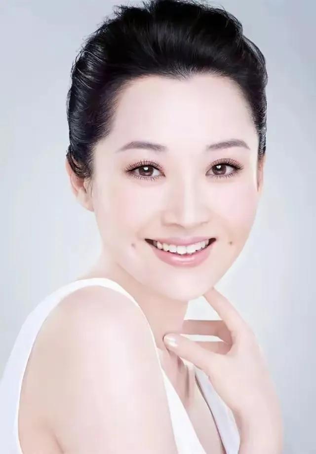北京美女明星:顏值與才華共璀璨