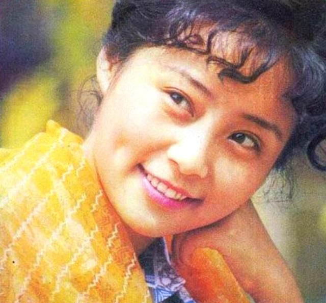 細(xì)數(shù)原八一廠(chǎng)美女明星 田華王曉棠宋春麗趙娜黃梅瑩洪學(xué)敏韓月喬