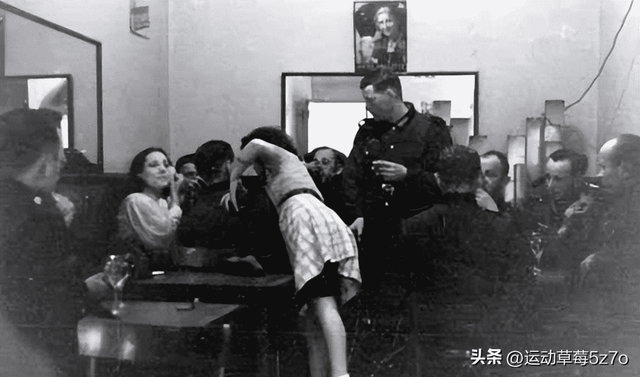 日軍獸行照片：當(dāng)著父親的面玷污他女兒，臨走還殘忍割下妻子乳房
