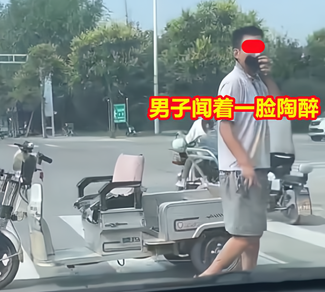 變態(tài)！女子逛街被要求脫下絲襪，網(wǎng)友：受害者不止女性！