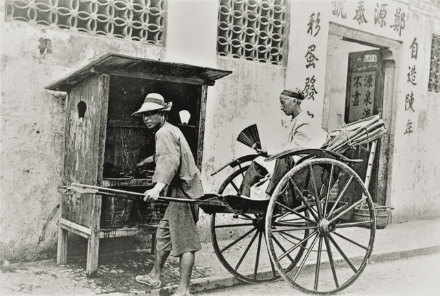 日軍獸行照片：當(dāng)著父親的面玷污他女兒，臨走還殘忍割下妻子乳房