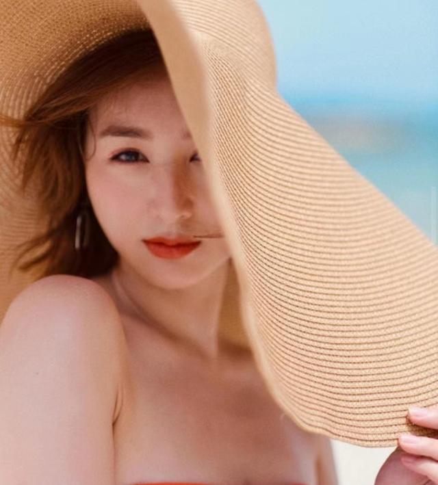 因性感身材頻出負面新聞！TVB知名女星壓力大曾想輕生：好不開心