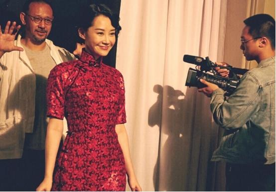 李小冉的胸，閆妮的腿，殷桃的腰，這6位中年女星性感起來(lái)迷死人