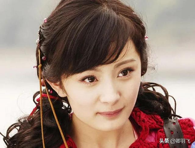天生“狐貍眼”的4位女星，個(gè)個(gè)嫵媚靈動(dòng)，都是絕色美女