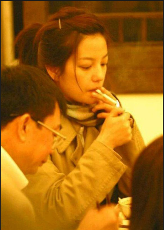 盤點娛樂圈抽煙最上鏡的女明星，最后一位你想不到