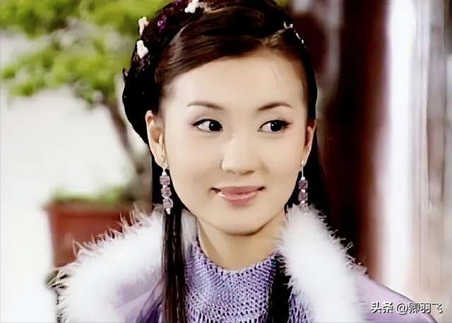 天生“狐貍眼”的4位女星，個(gè)個(gè)嫵媚靈動(dòng)，都是絕色美女